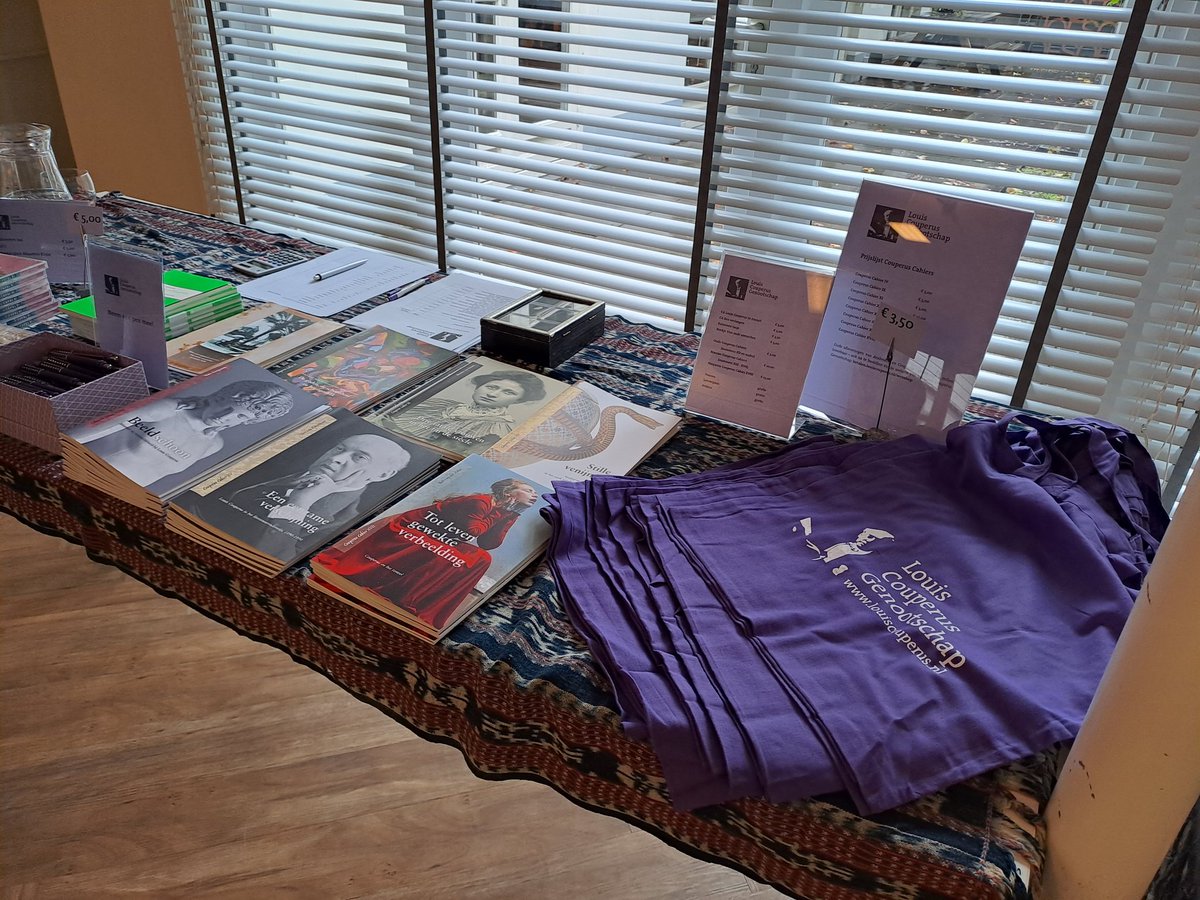 Linda Schaap (@schaapcoaching) on Twitter photo Nu deelnemen aan de ledendag van 't <a href="/louis_couperus/">Louis Couperus</a> Genootachap in Museum <a href="/MSophiahof/">Museum Sophiahof</a> in Den Haag. Uiteraard met lila das. Ik baal er nog steeds van, dat de originele van het genootschap zelf, uitverkocht is. Thema is 'zintuigen en gewaarwordingen' in 't werk van de meester. 📚✒️ Nu deelnemen aan de ledendag van 't <a href="/louis_couperus/">Louis Couperus</a> Genootachap in Museum <a href="/MSophiahof/">Museum Sophiahof</a> in Den Haag. Uiteraard met lila das. Ik baal er nog steeds van, dat de originele van het genootschap zelf, uitverkocht is. Thema is 'zintuigen en gewaarwordingen' in 't werk van de meester. 📚✒️