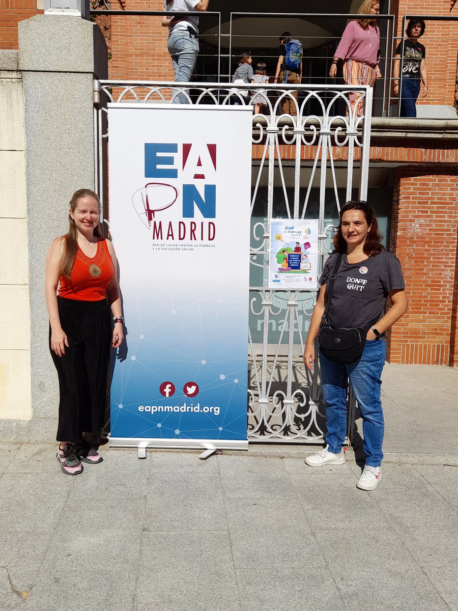 saludmentalCM's tweet photo. Disfrutando en familia de la VI Feria de Inclusión Social de @EAPNMadrid Gente que Construye Bienestar #XLaSaludMental.

Acércate, estamos hasta las 14:30h. https://t.co/nyZqI04az2