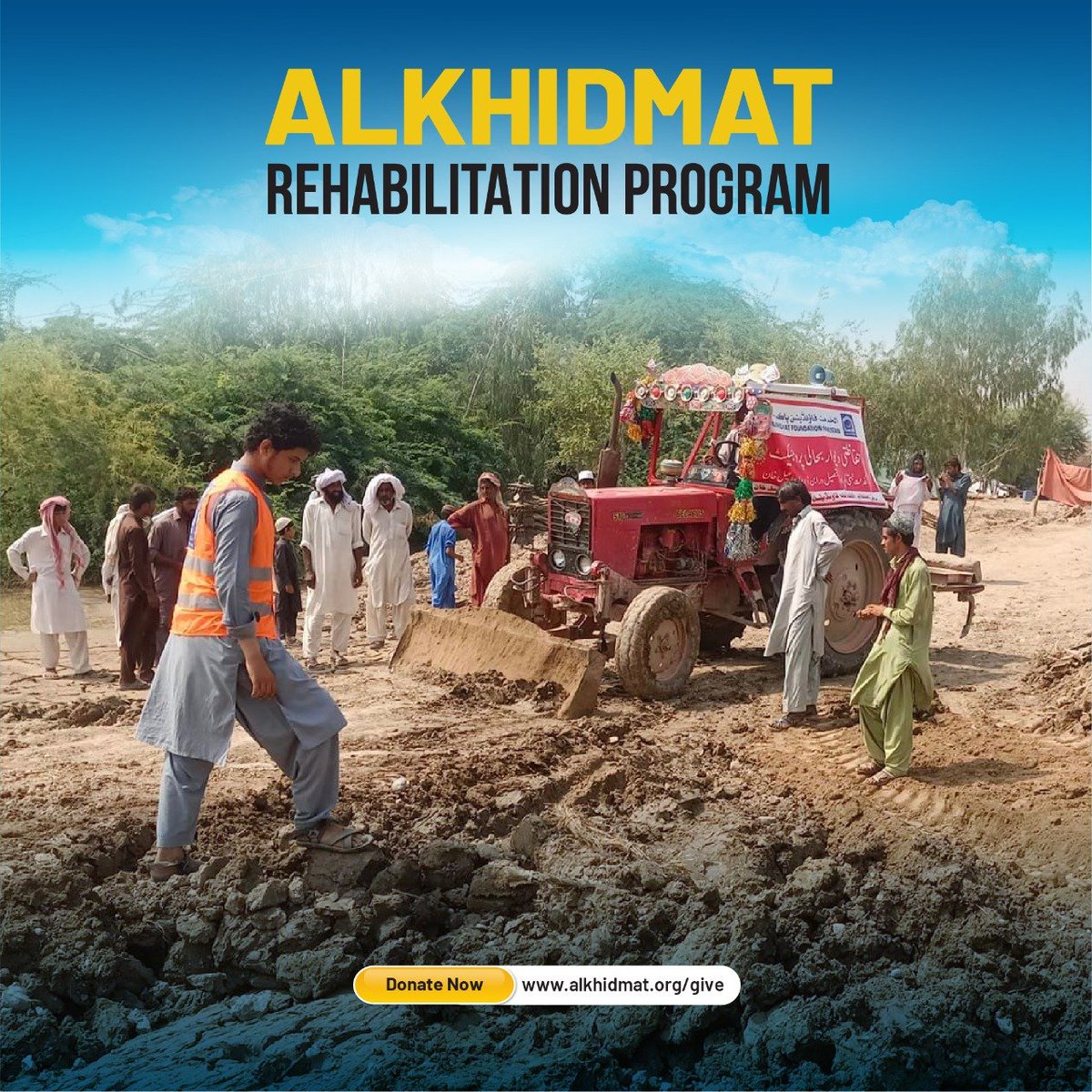 AlkhidmatOrg's tweet photo. Alkhidmat has initiated a program to rebuild 200 Madrasahs at the flood-stricken territories with an aggregation of 100,000,000 PKR &amp; donations of 500,000PKR will be sponsored to each Madrasah for their necessities. Donate: https://t.co/GzZrsTFgvz
 #الخدمت_تعمیر_وطن_پروگرام https://t.co/X6blQnN8XT