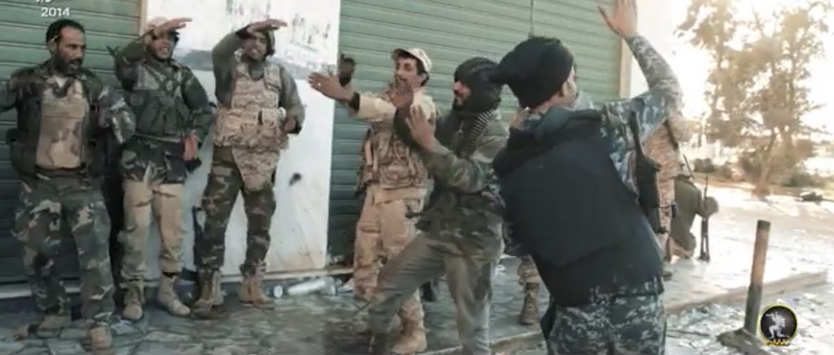 KhalifaAlabeidi's tweet photo. قبل تسع سنواتٍ "ملحمة وطنية تكاثفت فيها جهود شعبٍ اتحد مع قيادة جيشه وهزم الظلاميين وأنتصر"

حفظ الله قواتنا المُسلحة ، ورحم الله شهدائنا.

15 أكتوبر 2014
#بنغازي https://t.co/sk9mWW4s69