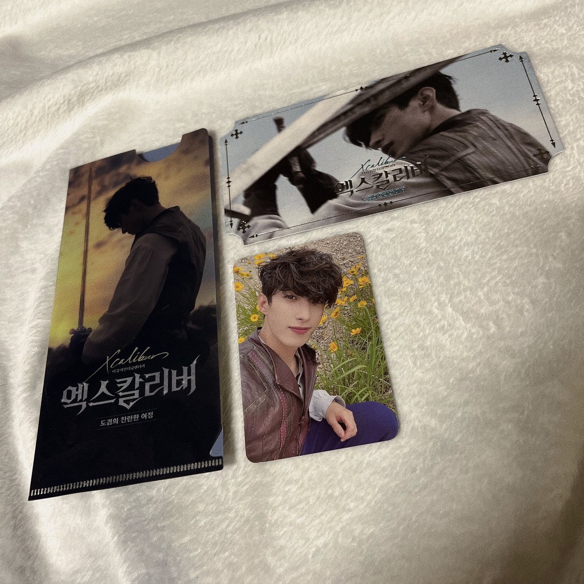 안다 tweet media