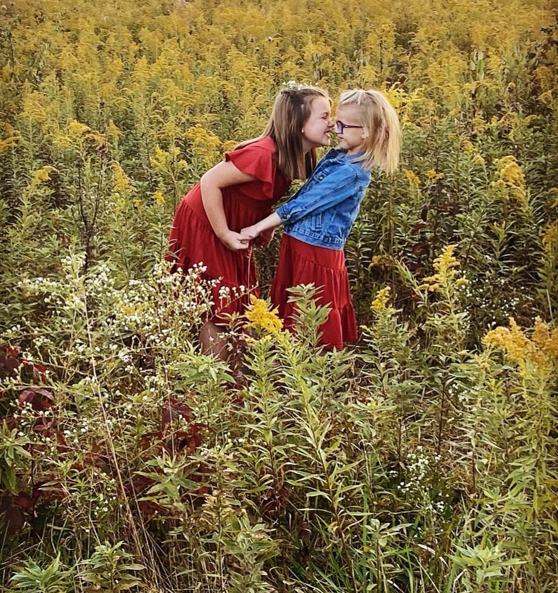 To #BraveBrielle &amp; #RadiantReese :
I wish u the strength 2
face challenges w/ confidence.
I wish u adventure on ur
journey &amp; may you always
stop 2 help someone along
the way. Listen 2 ur heart
&amp; take risks carefully.
Remember how much u r
loved. I am so proud of you!
Luv, Mom