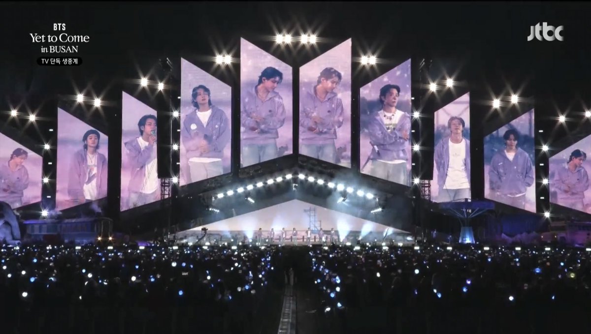 vantediaryy's tweet photo. We'll be with you for the rest of our life BTS 💜
#YetToComeinBUSAN https://t.co/l5drk9UFgP