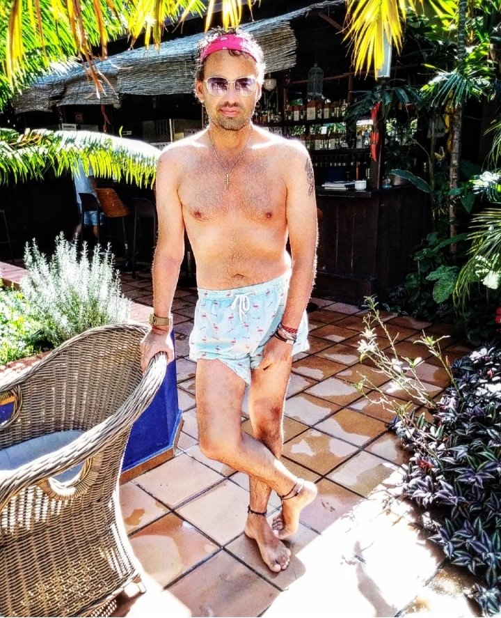 BlackBird87000's tweet photo. Bonjour vous...Moi c'est #DayByThePool à la #CasaRisa 🤩 #DayPass #Algarve #Portugal 🇵🇹 https://t.co/s6a3YX8a0q