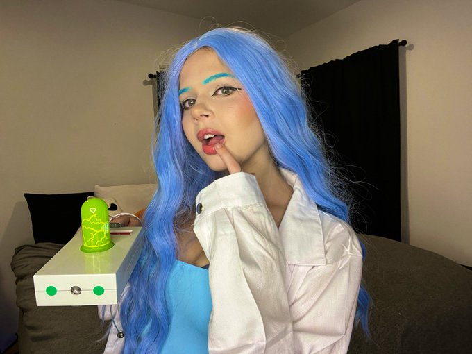 🦠⚠️We're shooting a porno for Coco Lovelocks onlyfans Morty ⚠️🦠  💙✨Live stream on my onlyfans at 5pm