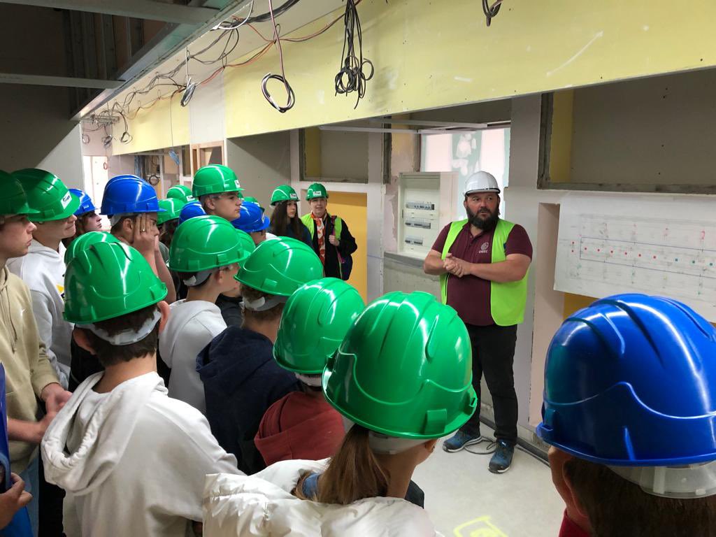 FFB TP 79 (@ffbtp_79) on Twitter photo 2/2 Big UP aux équipes qui ont pris le temps de partager leur passion pour faire naître peut être des vocations, ceux là même qui rénovent et qui construisent tous nos lieux de vie : HERVE THERMIQUE CIGEC MOREAU RAVALEMENT / RIDORET. <a href="/JeromeBaloge/">Jérôme Baloge 🇺🇦</a> <a href="/NietosimonR/">RoseMarie NietoSimon</a> @ElmanoM 2/2 Big UP aux équipes qui ont pris le temps de partager leur passion pour faire naître peut être des vocations, ceux là même qui rénovent et qui construisent tous nos lieux de vie : HERVE THERMIQUE CIGEC MOREAU RAVALEMENT / RIDORET. <a href="/JeromeBaloge/">Jérôme Baloge 🇺🇦</a> <a href="/NietosimonR/">RoseMarie NietoSimon</a> @ElmanoM