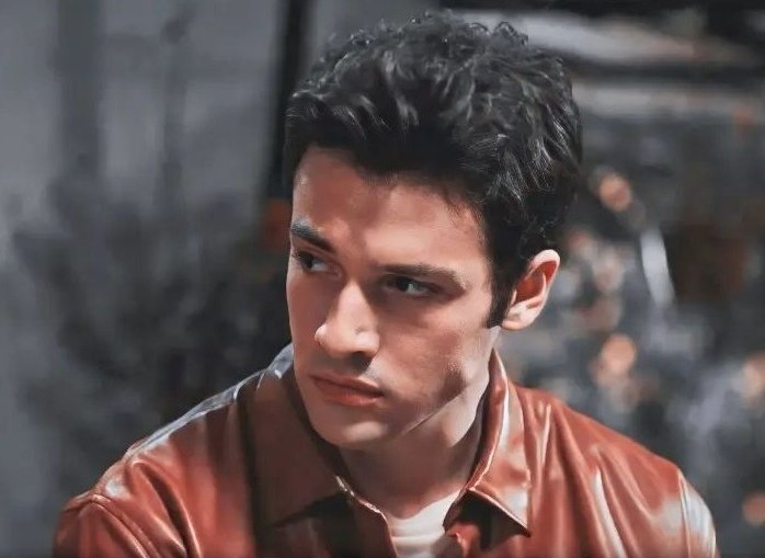 fandom için destek tweeti beş

#ZeyÇağ ZeyÇağ