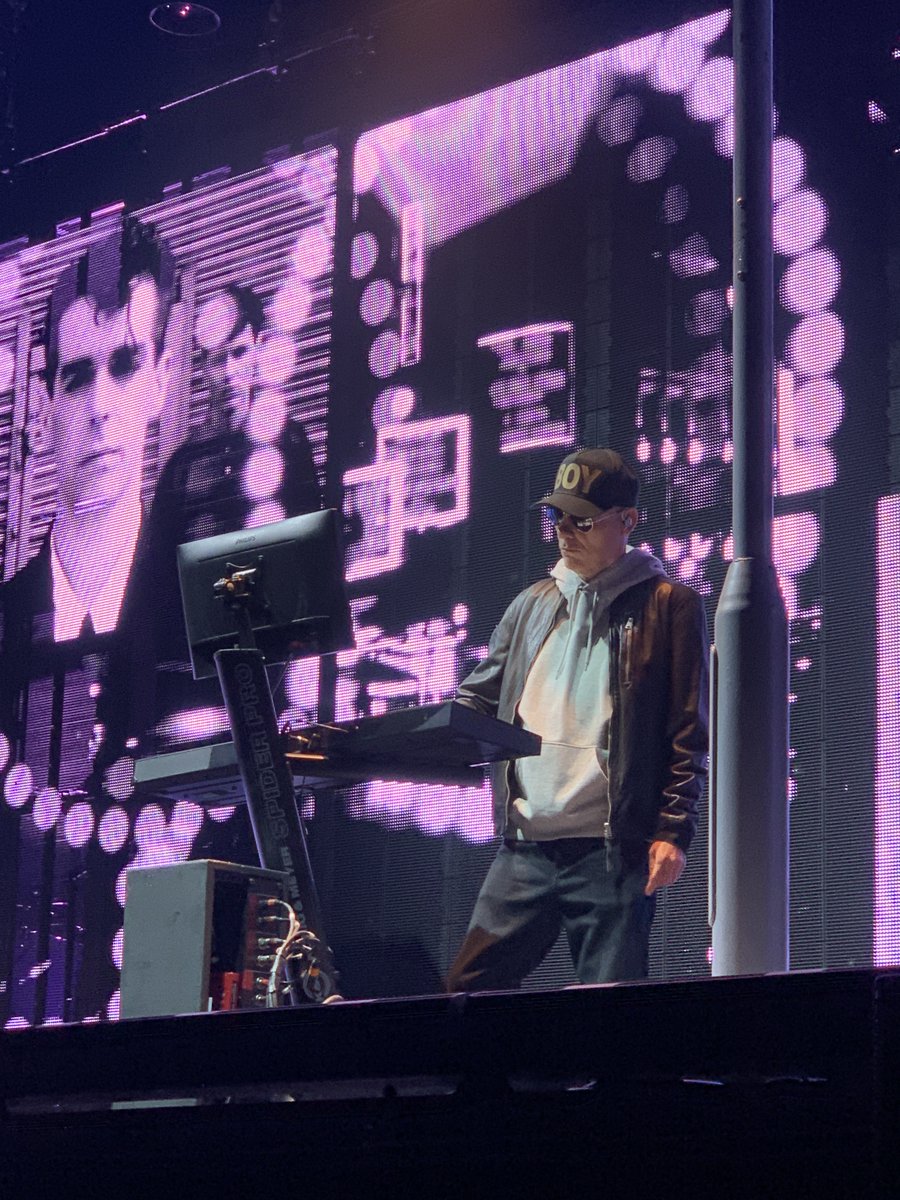 mike_maas's tweet photo. Amazing penultimate show from the @petshopboys.
Fun set from @pauloakenfold. Thank you for the #UnityTour! https://t.co/sGVeg75sYF