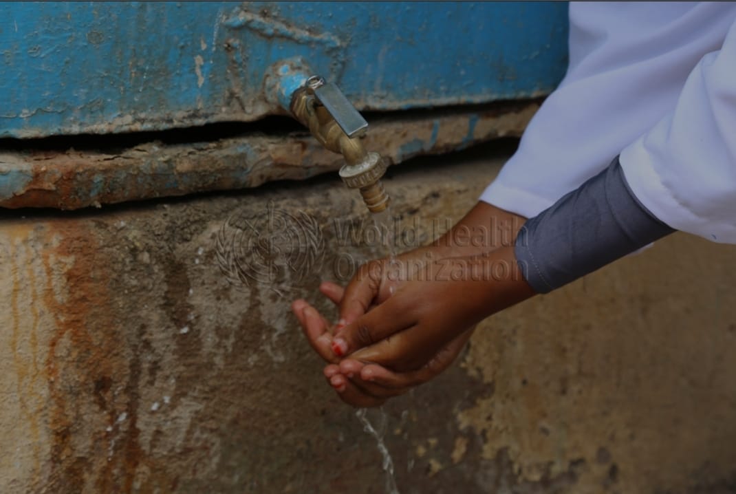 Today is #GlobalHandwashingDay! The WHO/UNICEF JMP 2019 Report shows that only 28% of the population in #Africa have basic #handwashing facilities (with water & soap) while 39% had no facilities at all. As we move beyond #COVID19, we must unite for universal hand hygiene