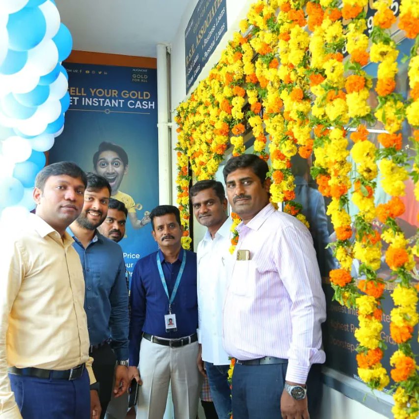 ASelloldgold's tweet photo. After the successful branch launch in Mumbai and Hyderabad, Augmont Gold For All announces the grand inauguration of its Sell Old Gold branch launch in Guntur, Andhra Pradesh.

#Augmont #AugmontGold #AugmontGoldForAll #GoldForAll #selloldgold #GoldInvestments #oldgoldbuyers https://t.co/TLCIIzUKkh