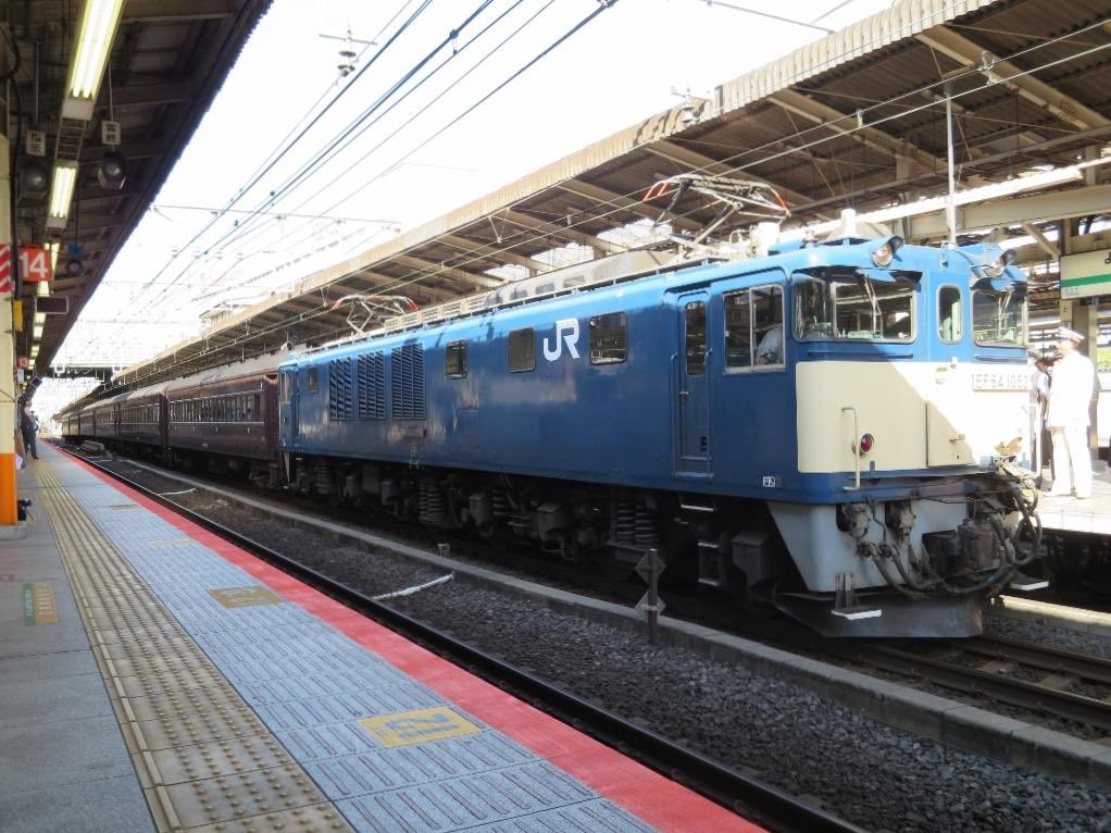 9nDRlV2vmMH8JfD's tweet photo. ELレトロ福島号。2016年6月4日。
横浜から郡山まで6時間以上旧型客車に乗るという神企画。運良く乗れました。
また乗りたいですが、今は黒磯に交流機が入れないんですよね…

＃旧型客車 https://t.co/F4Y3FRLgui
