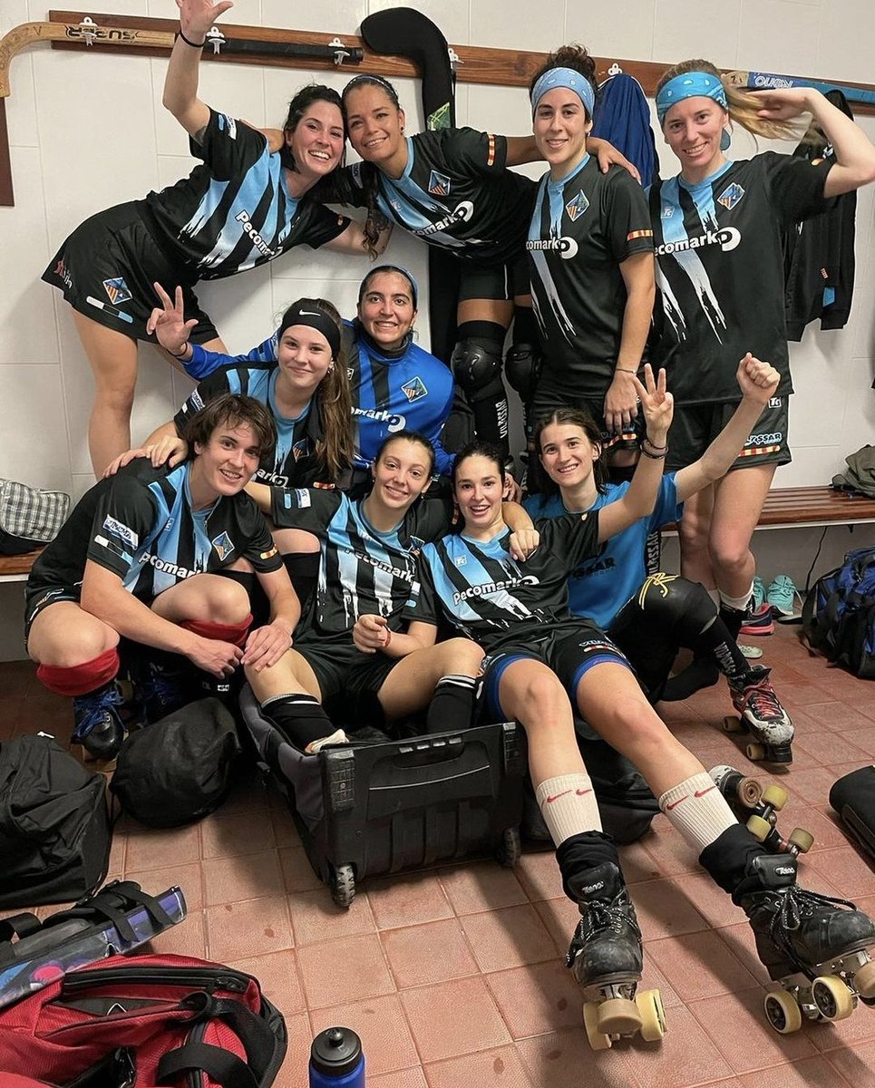 xocdestics's tweet photo. 🏑 #OKNCATF En partit pendent de la jornada 1, el @Vilassarhoquei guanya 6-3 el @ReusDeportiu amb un hat-trick de Judith Milla.
L'equip de Ricard Ferre es situa lider de grup amb un 3 de 3
📷 Instagram @Vilassarhoquei https://t.co/nOOeT27XlU