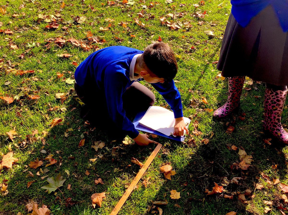 mr_murphy89's tweet photo. An amazing opportunity for a science investigation - we dropped tools and went outside! ☀️ Year 5 were investigating the apparent movement of the sun across the sky as well as focusing on the size of shadows. The weather was definitely on our side 💪 @stmargaretsath1 https://t.co/asLvC8gOYO