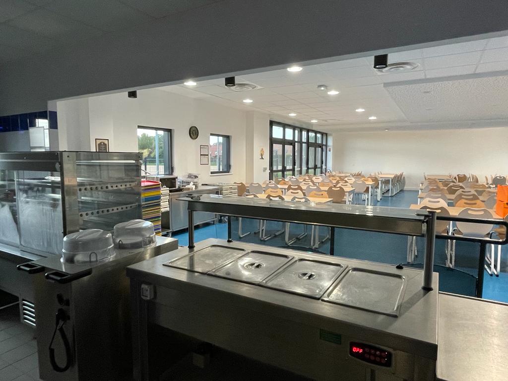 MarieCieters's tweet photo. Inauguration du complexe scolaire #RenéMas #AllenneslesMarais soutenu par le @departement59 dans le cadre de sa politique d’Aide Départementale aux Villages et Bourgs #ADVB
➡️ Nouveau restaurant scolaire, réhabilitation de salles de classes, création d’une garderie maternelle https://t.co/6y2kBGpmAZ