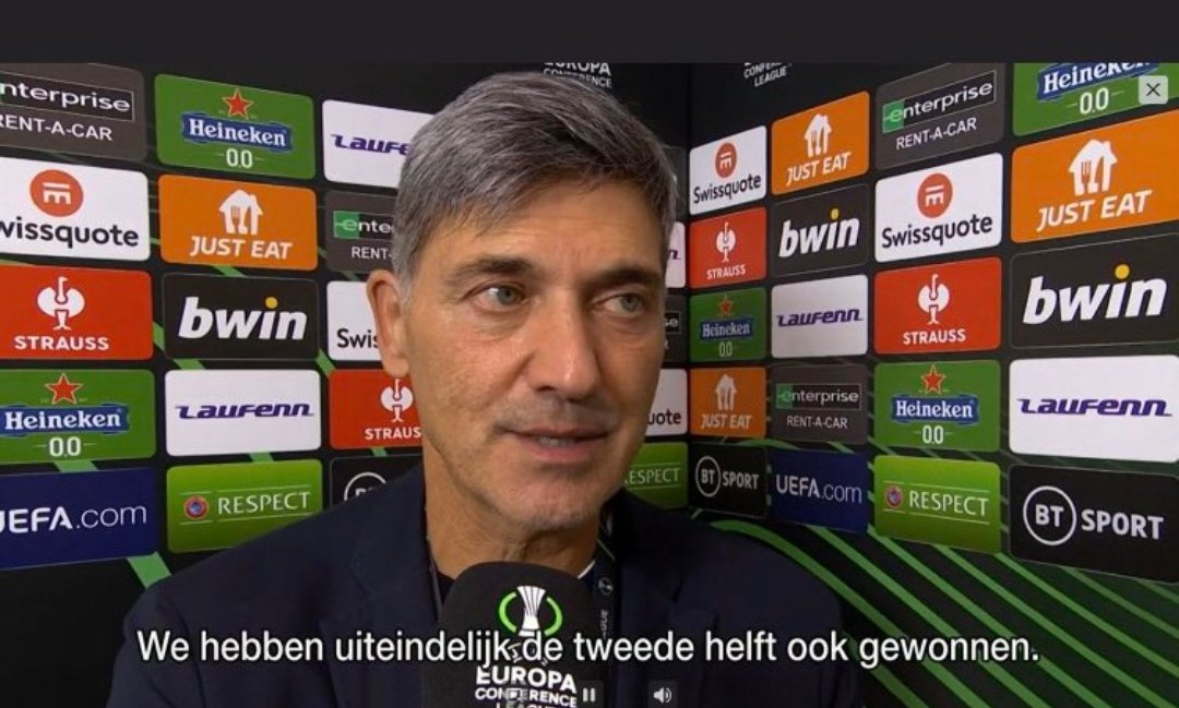 RadioRadzinski's tweet photo. Hogere wiskunde en tip voor studenten tijdens hun mondelinge examens: 'Op deze vraag weet ik het antwoord niet, maar die andere hoofdstukken ken ik wel'. Er zit zowaar een systeem achter. #WHUAND https://t.co/UfhCn2s7lG