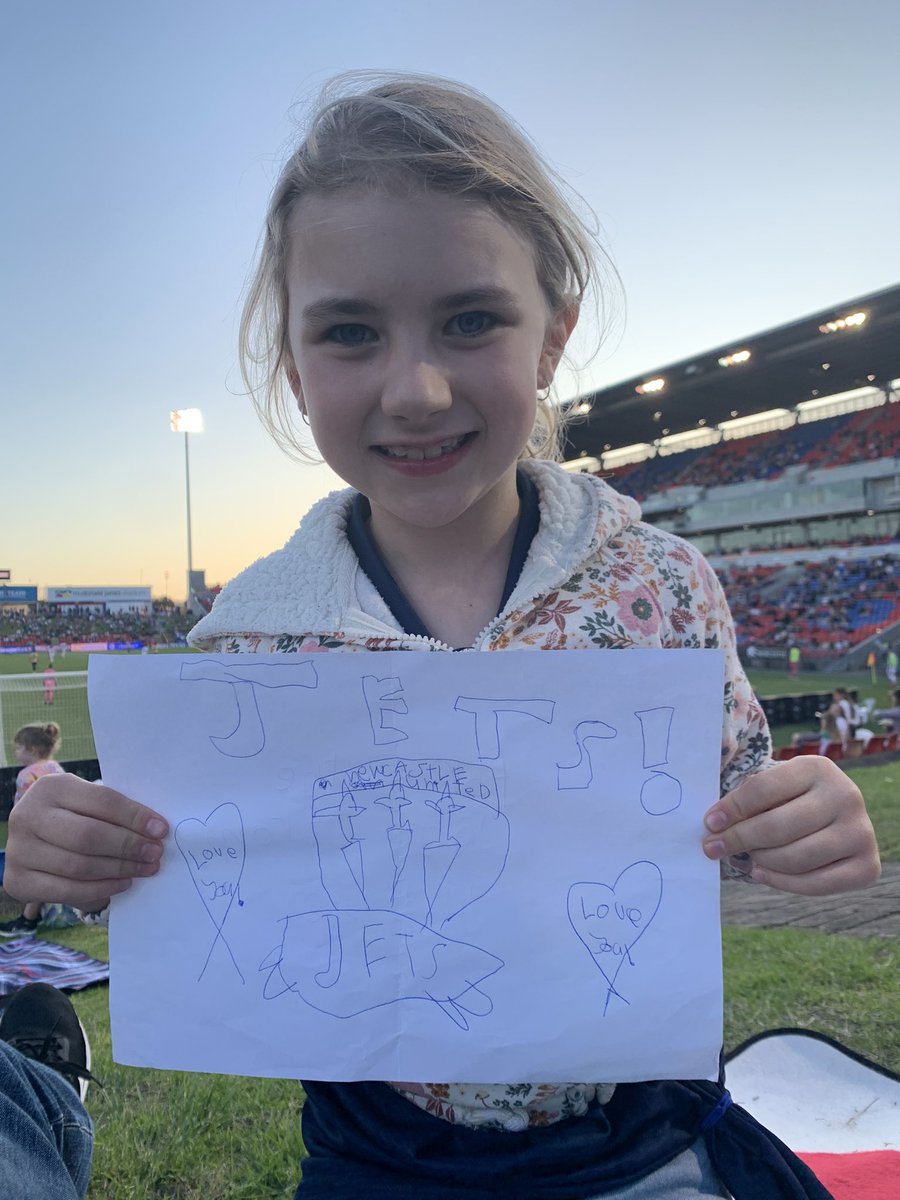 johnny11184's tweet photo. @NewcastleJetsFC Daughters sign for the game. #bondedbygold https://t.co/Qc7ucmp39M