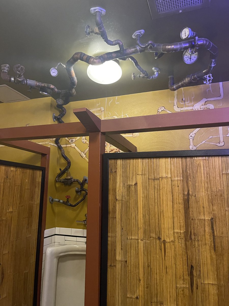 TobyFlat's tweet photo. Tiki bar inside an Elk Lodge. Check.

#FlatToby &amp; #FlatKevin @tobyballNH @kevinpflynn @larabricker @reblavoie @crimewriterson https://t.co/cuxOAofZ8G