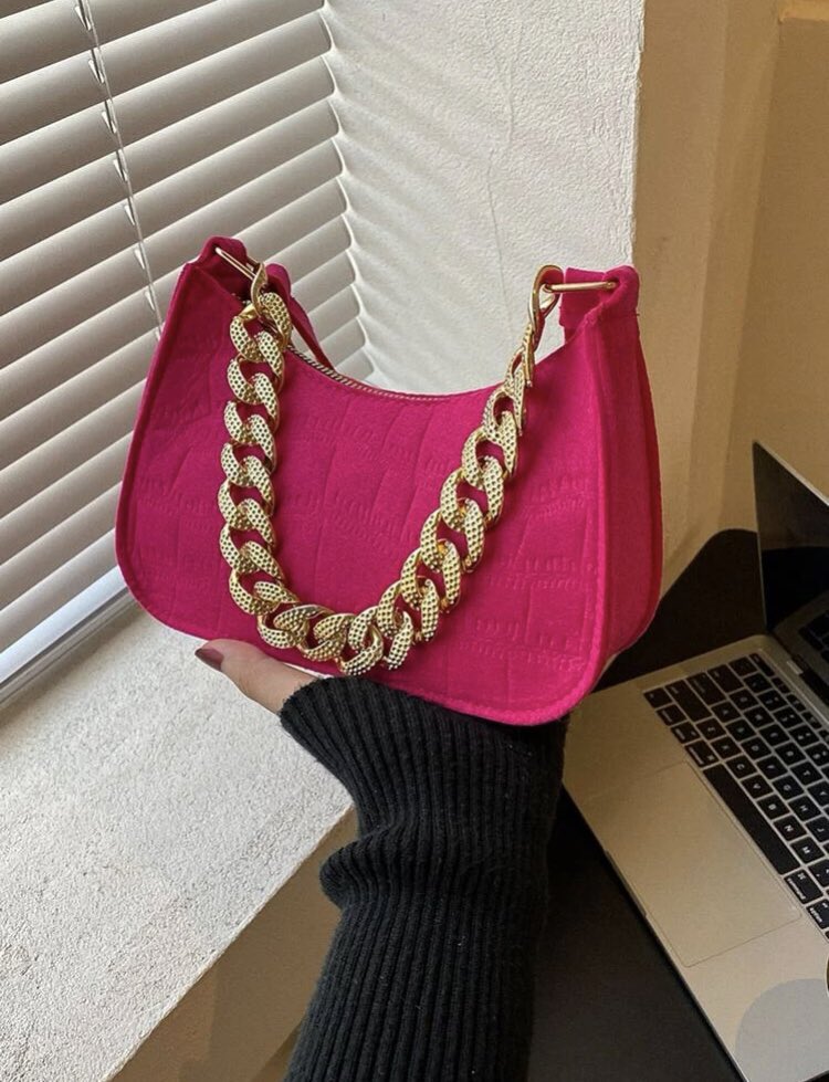 مسابقة خفيفة لطيفة للحلوين 😍💛💃🏽💃🏽

سحب على صحن لوتس وجار اوريو للفائز الأول🤎🔥
وشنطة من اختيار الفائز للفائز التاني ♥️🔥

الشروط : 
-فولو 
 <a href="/juman_store_sd/">جُمان</a>  
<a href="/desserto_sd/">DessertO✨</a> 
-ريتويت
-ومنشن ٢ من أصحابك الحظهم زابط 👀😂♥️

السحب بعد ٤ أيام وموثق بالفيديو ان شاء الله 😍💛🔥💕