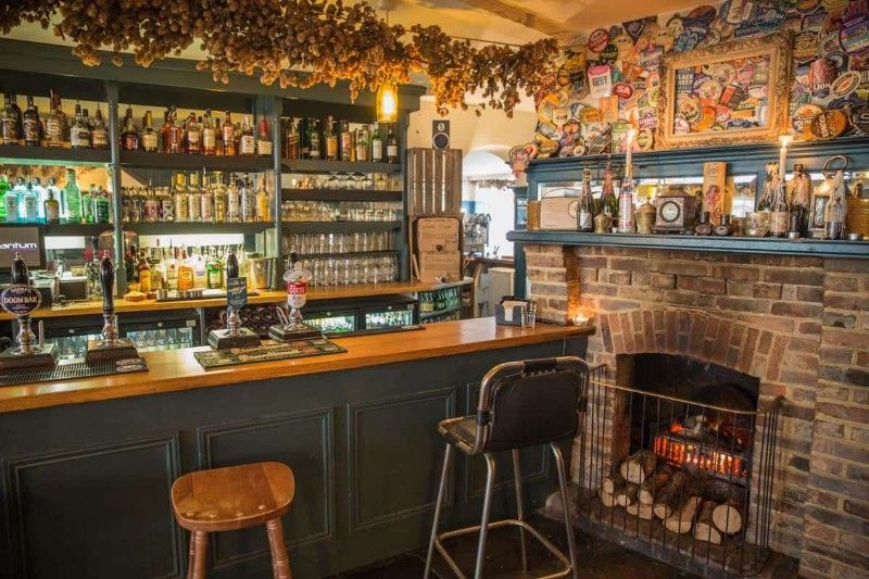 ExploreKent's tweet image. Where's your favourite autumn 🍂 pub walk in Kent?
If you're looking for some ideas, check out our own top five like this one 👇 The Pullman : perfect to finish a wonderful walk from Hythe to Folkestone.

bit.ly/3CqY0t0
#ExploreKent #VisitKent #PubWalks
