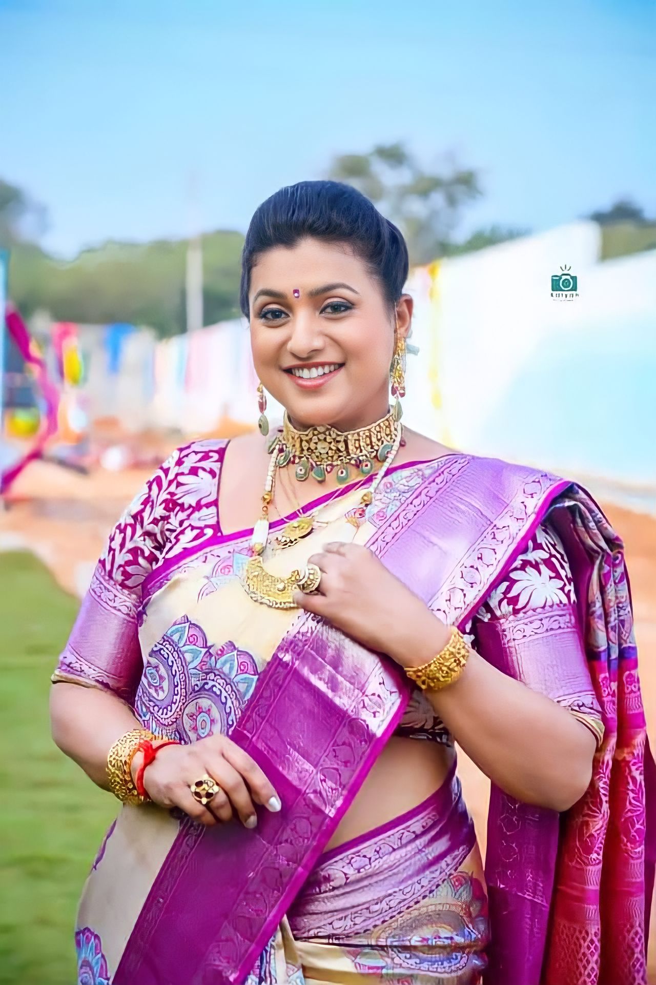 Image Hot Actress Roja, Smiling RK Roja, Beautiful heroine Roja Actress