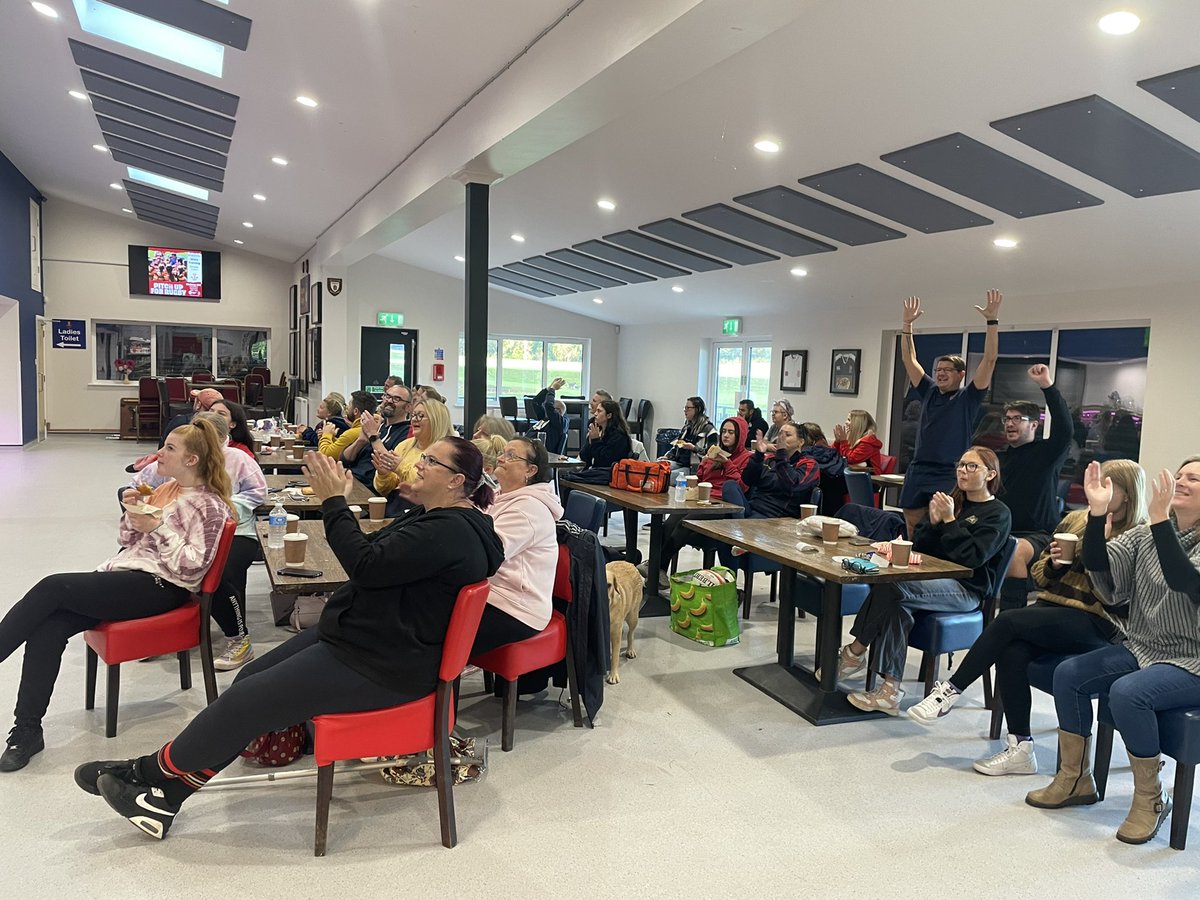 mrmattkuhn's tweet photo. An early start, but a packed clubhouse supporting the red roses at Medway RFC. Bacon and coffee is going down a treat. @englandrugby #lovedandfeared  @RFU @MedwayRFC @MedwayRFCWG https://t.co/NbfCE85XZ5