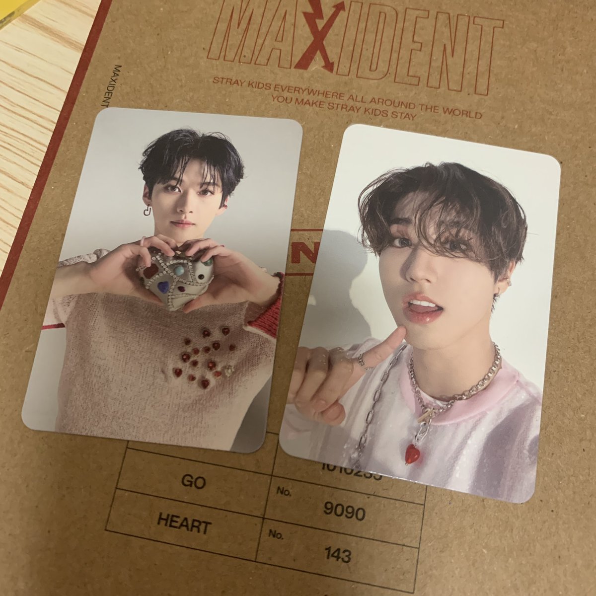 dideh_2000's tweet photo. 스트레이키즈 맥시던트 케이스버전 교환

나:남찍사 리노/셀카 한
스테이:셀카 리노

스키즈 포카교환 포카양도 방찬 리노 이민호 창빈 현진 한 한지성 필릭스 승민 아이엔 https://t.co/VYksa8f1Fp