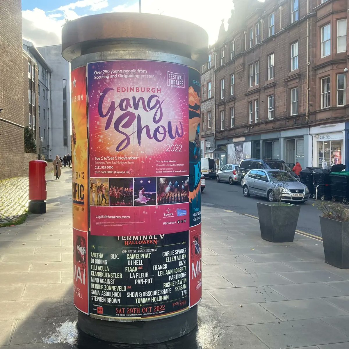 Edin_Gang_Show's tweet photo. Happy Saturday!

If you are heading into Edinburgh today see if you can spot some of our big posters! 

Take a pic, tag us and keep telling everybody about the return of the Edinburgh Gang Show!

#EGS2022 https://t.co/f9cklPeCBX