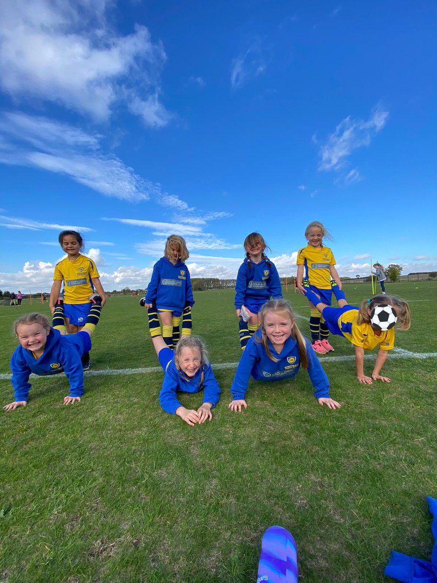 Class2Winthorpe's tweet photo. A fantastic day yesterday at the Girls’ football festival! These girls loved practising their skills and playing some matches. Big smiles, great sportsmanship, fantastic competition and a memorable day. This Girl Can! ⚽️ https://t.co/030kONhmzq