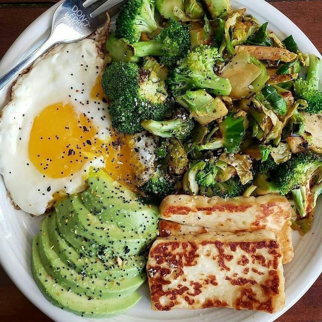 Mrketooo's tweet photo. Delicious #breakfastplate
Full Recipe👉https://t.co/fOmrGi1W70
Did you know that Keto Diet is the most popular way to get fit and achieve your health & fitness goals?
Get your personalized meal plan and still enjoy your favorite foods. Start today!
#ketotransformation #keto https://t.co/Fqbw0pCOBF
