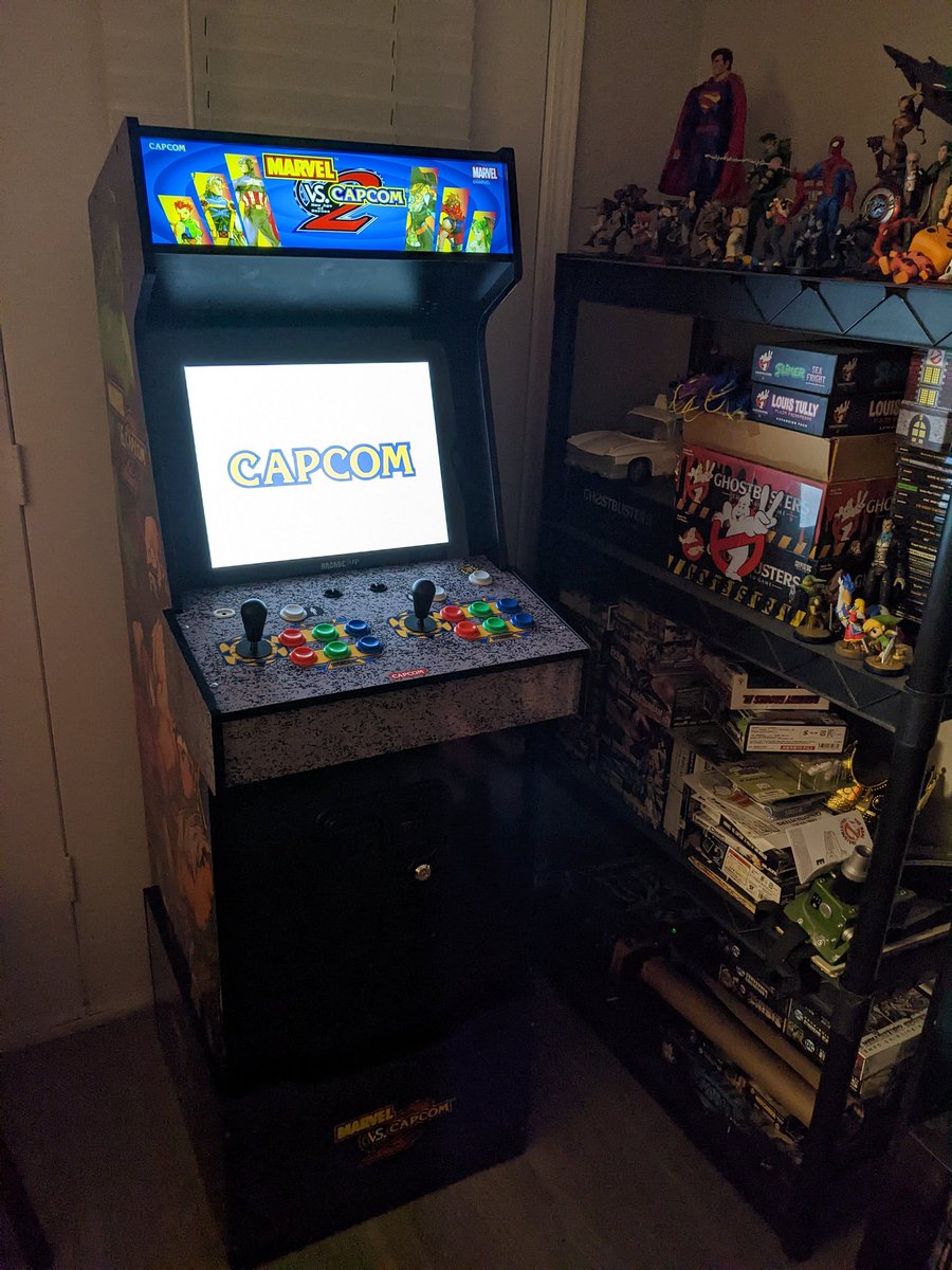 MichaelXRiojas's tweet image. It&apos;s just so beautiful #MvC2 #mvc2freed Also my very first #arcade1up cabinet. If I ever get a bigger place, I definitely want more of them.