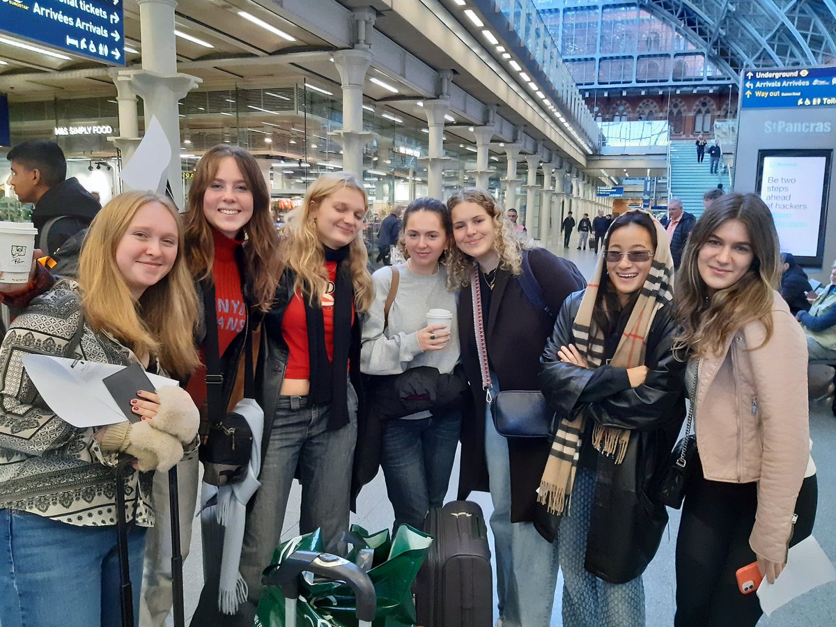 Allons à Paris! #Wycombeabbey #WycombeML