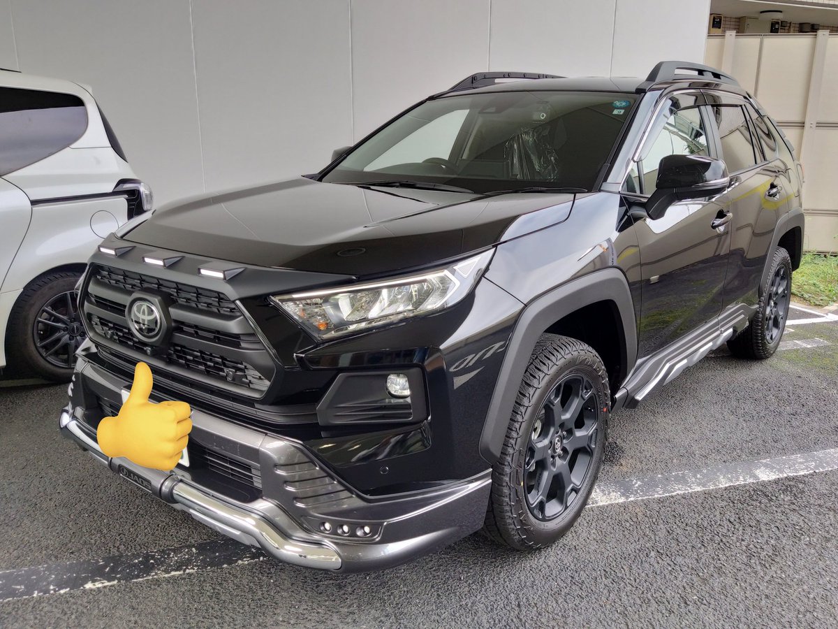 RAV4bunbun's tweet photo. RAV4
初代オフロードパッケージ
一目惚れしたJAOS仕様で納車されましたよー😊
大切に乗りたいと思います https://t.co/QVUbCl5Y8c