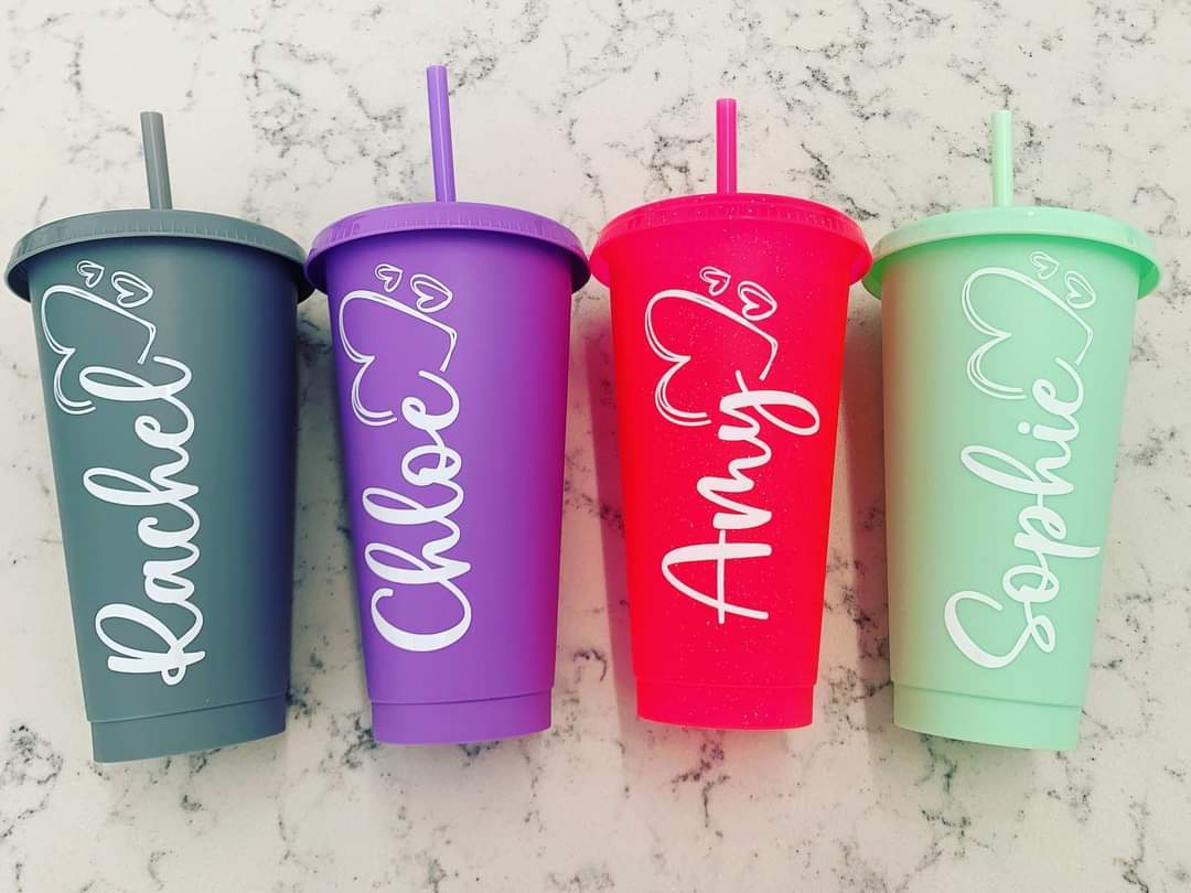 Littlelabelhouz's tweet photo. Girl gang 💗💗 

#UKGiftAM #aberdeen
#namelabels #coldcups #personalisedcoldcups #namedecals #littlelabelhouse https://t.co/JIGhoeiVtA