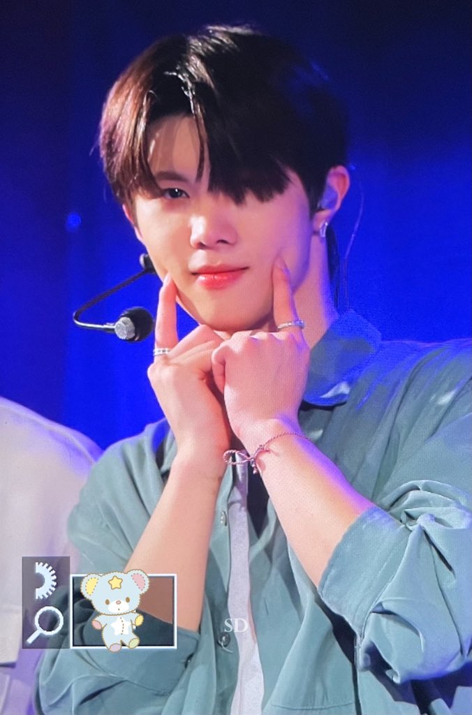 221010 #블리처스 #BLITZERS #ジュハン
#주한 #JUHAN #홍승현 커여워요옹 🧏🏻‍♂️
#LookingForBLEE_in_Hamburg