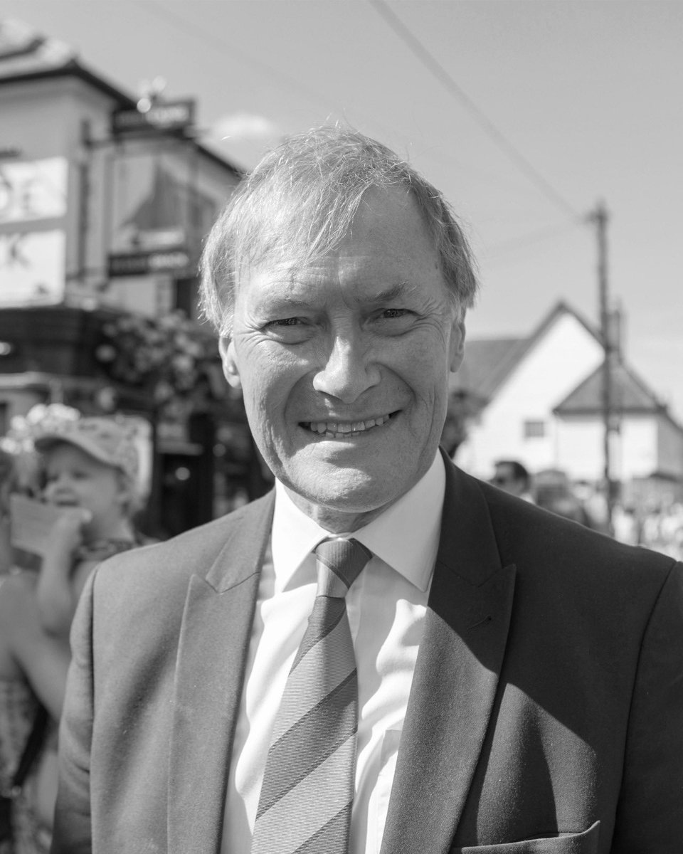 A year ago today, we lost a great friend in Sir David Amess. Sir David was killed serving his constituents and doing the job he loved.  My thoughts and prayers are with Lady Julia, their children and the rest of Sir David’s family and friends.  Rest in Peace Sir David.