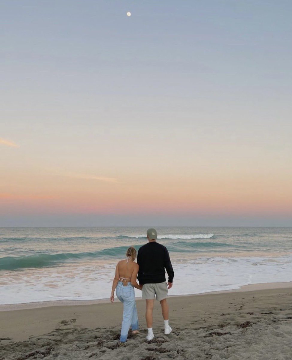 me and who (@meandwh) on Twitter photo 