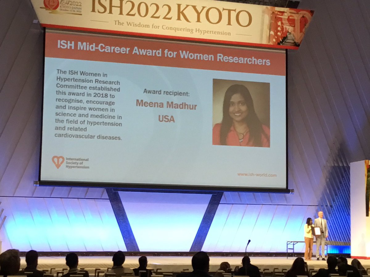 AnastasiaSMihai's tweet photo. Congratulations @CVimmunology for your @ish2022 #WiHypertenRes Award at @ish2022 👏👏👏 https://t.co/rBts07p6hP