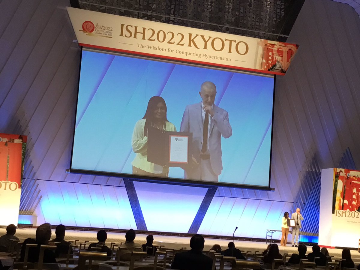 AnastasiaSMihai's tweet photo. Congratulations @CVimmunology for your @ish2022 #WiHypertenRes Award at @ish2022 👏👏👏 https://t.co/rBts07p6hP
