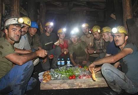 Bartın amasrada meydana gelen maden kazasında hayatını kaybeden kardeşlerimize Allah tan rahmet diliyorum kederli ailelerine başsağlığı diliyorum inşallah yaralılarımıza acil şifalar versin inşallah
