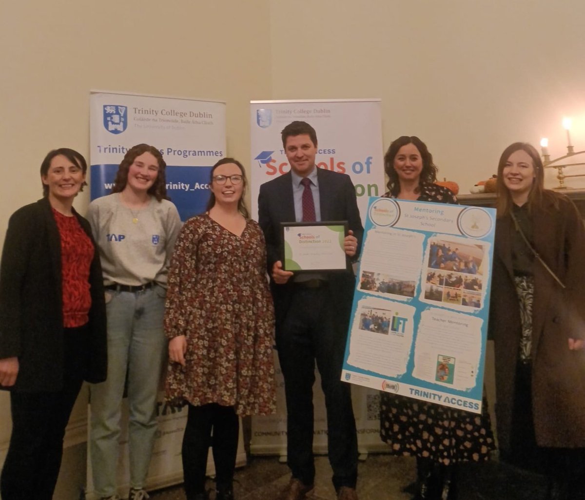 Delighted to accept our @AccessTCD #schoolsofdistinction2022 Transformation Award yesterday for the whole STJ school community 💙 and promote our Mentoring core practices #inclusivetrinity @stjosephsrush @RoisinMcGowan42 @aideenlowe @LouiseNiChon
