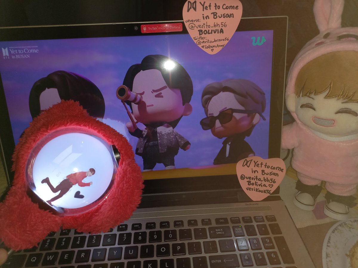 verito_bravo56's tweet photo. #BTS_YetToCome_Weverse_LIVE 💜
#YetToComeinBUSAN #BTS
#YetToCome_on_Weverse_LIVE
#YetToCome_on_Weverse
#YetToCome_BTS
#LatamArmy #BOLIVIA 🇧🇴 presente viendo la transmisión 🥰 del concierto de BTS in Busan @BTS_twt @weverseofficial @verito_bravo56 #BTS #Army 💜🎇 @weverseshop https://t.co/CWpaOgRr6F