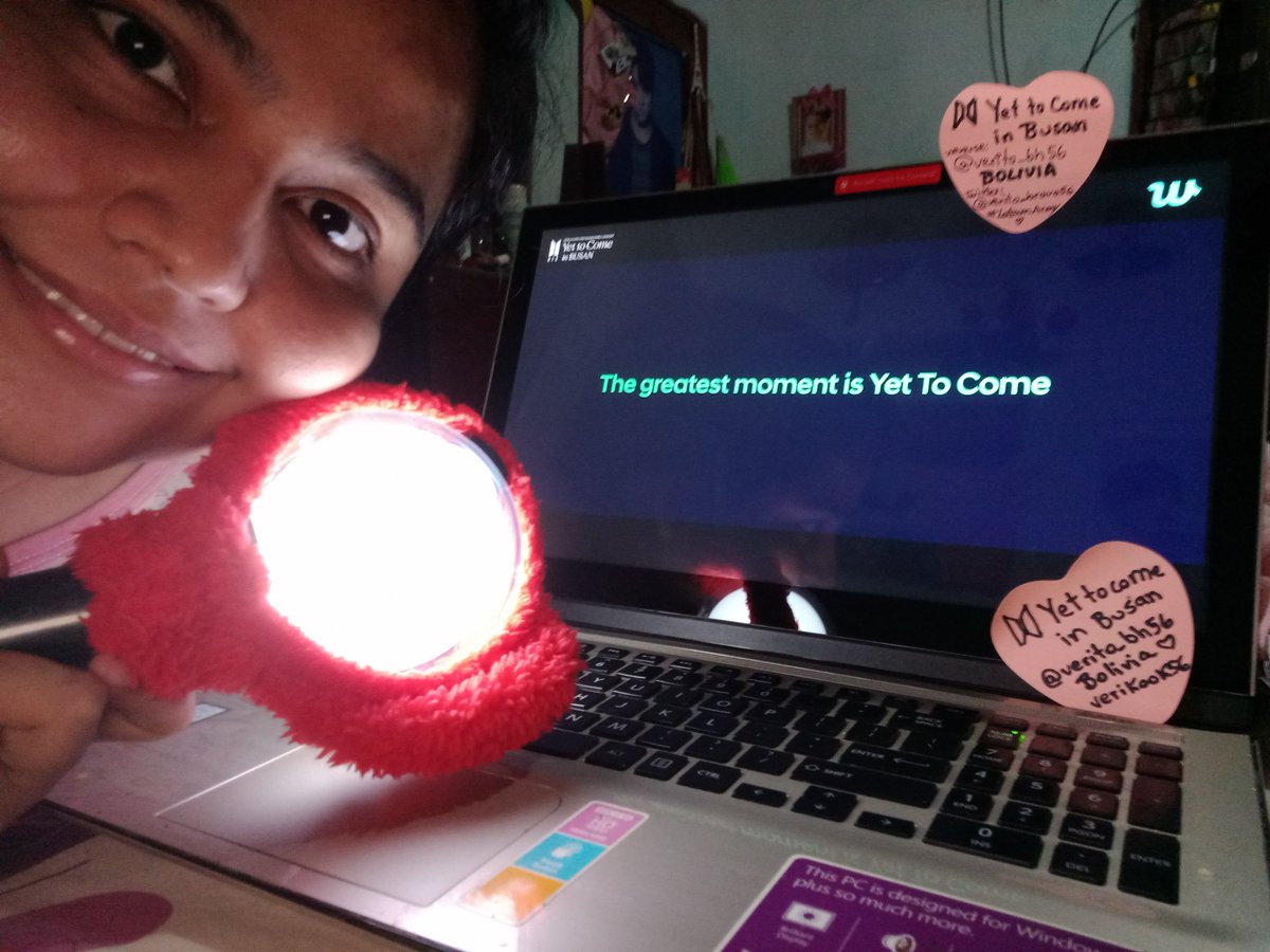 verito_bravo56's tweet photo. #BTS_YetToCome_Weverse_LIVE 💜
#YetToComeinBUSAN #BTS
#YetToCome_on_Weverse_LIVE
#YetToCome_on_Weverse
#YetToCome_BTS
#LatamArmy #BOLIVIA 🇧🇴 presente viendo la transmisión 🥰 del concierto de BTS in Busan @BTS_twt @weverseofficial @verito_bravo56 #BTS #Army 💜🎇 @weverseshop https://t.co/CWpaOgRr6F