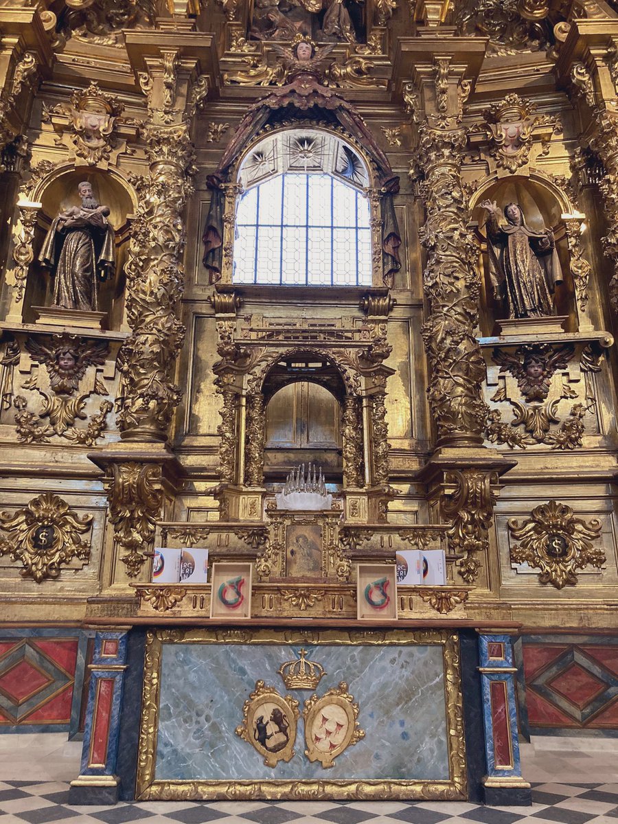 Hoy son los actos de clausura de esta maravillosa Segunda edición. 
Y ya está todo preparado.

Mañana último día para poder verla 😢.

#laiberoamericanadetoro
#Clausura