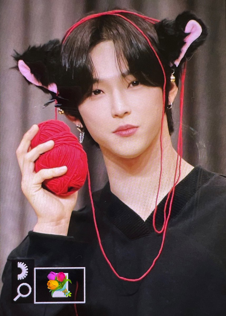 726_Do's tweet photo. 221015 고양이 화났어요 ;;

#ONEUS #LEEDO 
#원어스 #이도 #건학 #김건학 https://t.co/oZQq5LcrHj