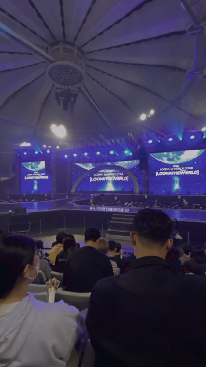 haseulnutlatte's tweet photo. 🌙🌙🌙💫💫💫 let’s gooooooo

#LOONATHEWORLD_IN_SEOUL https://t.co/oa1Xu9cnEo