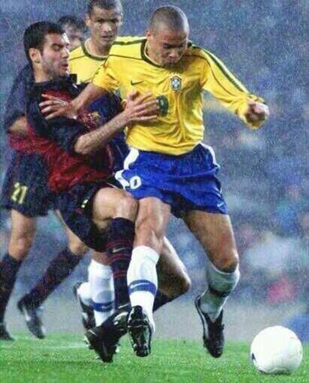 90s Football tweet media