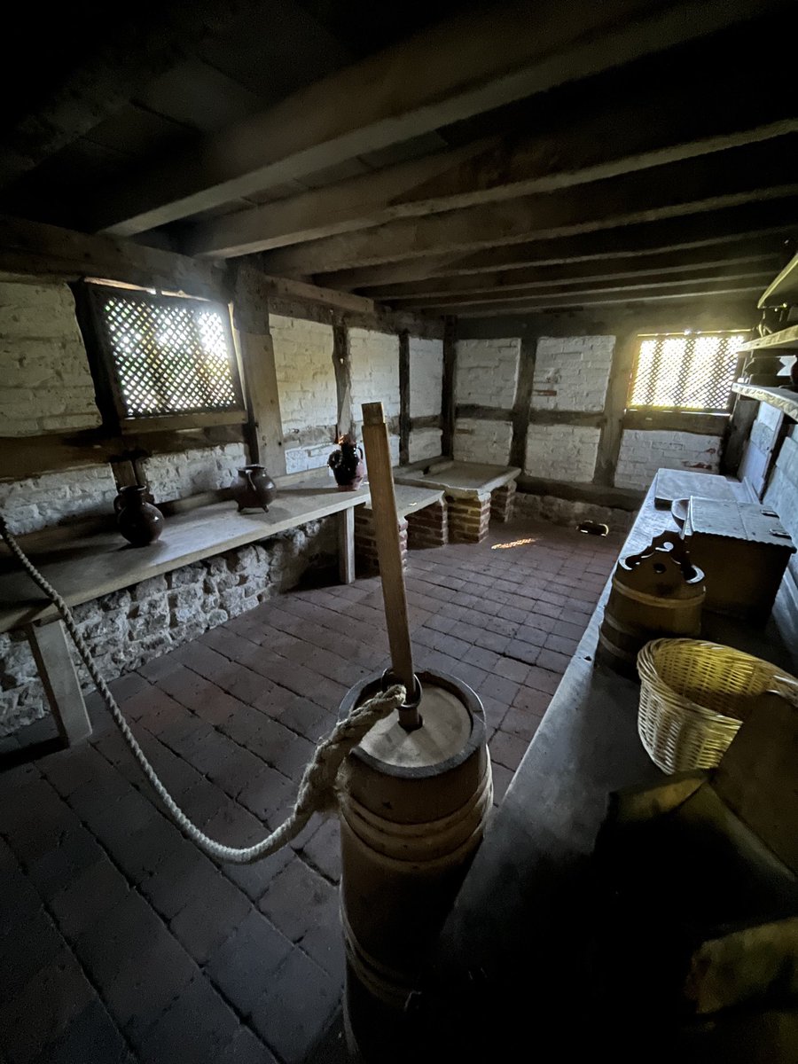 Barb_Drummond's tweet photo. #HomeIndustry #Weald&DownlandMuseum #dairy #wool #wickerwork #beehive https://t.co/H9Xx91V1yU