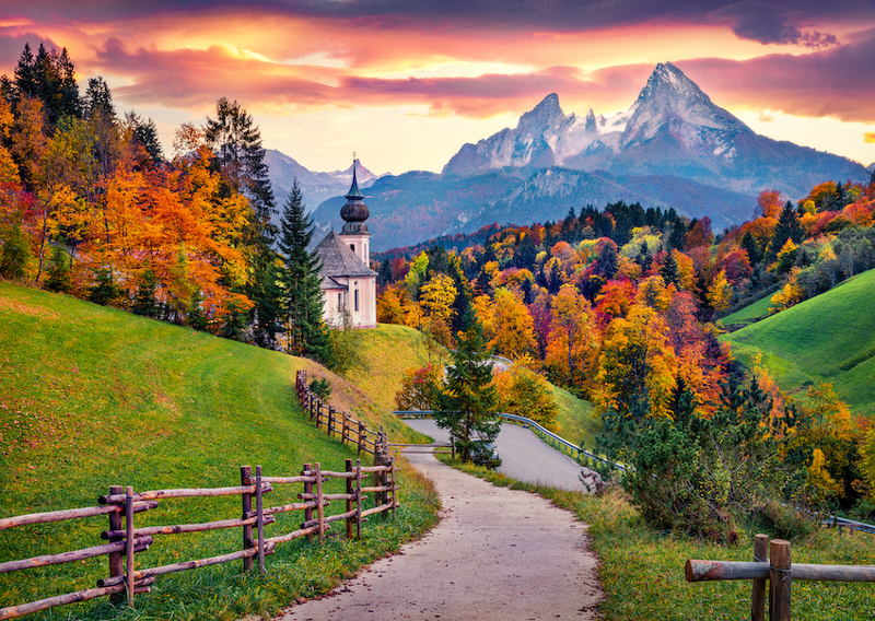 MILinGermany's tweet photo. Don't miss these incredible destinations this autumn- they're just a quick drive away!

https://t.co/JoDKnhGGY0 https://t.co/YLmhFdjkle