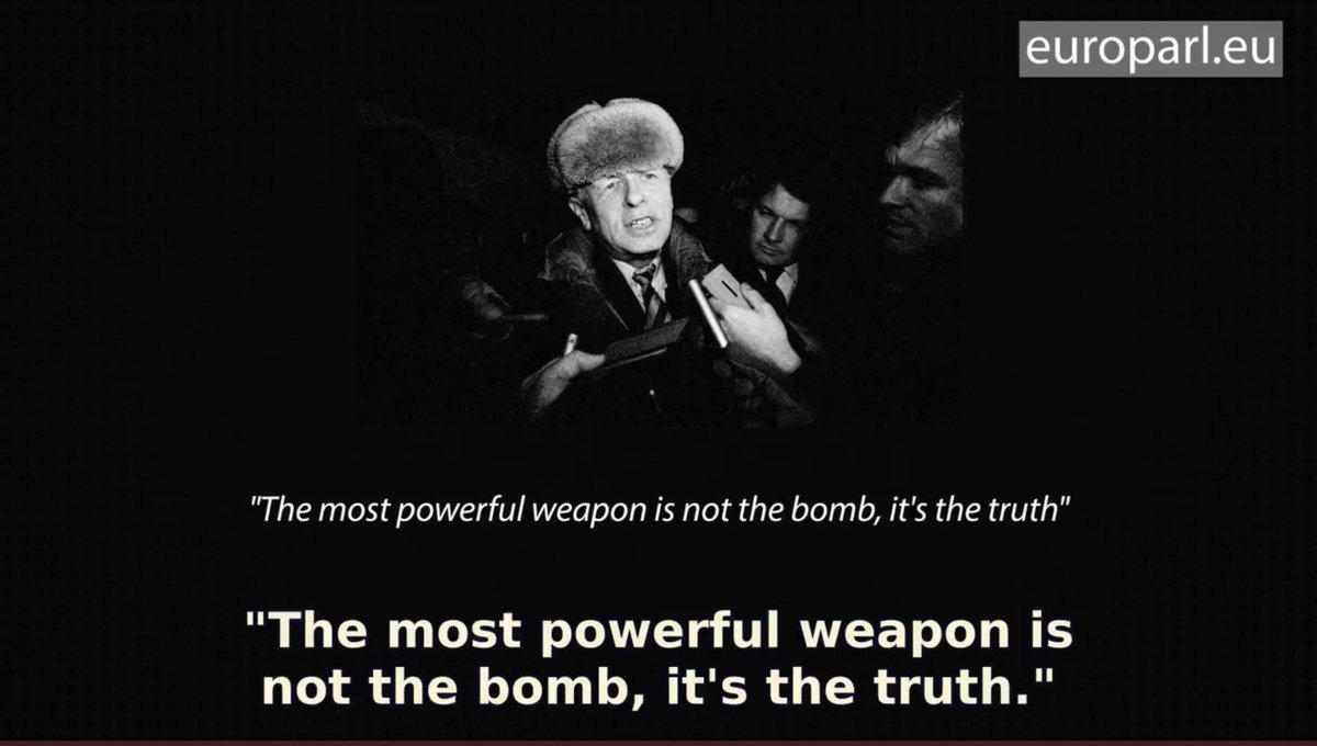Catheri22274003's tweet photo. @celtjules66 Brilliant. Just seen this tweet. The video ends with a picture of Andrei Sakharov and his famous quote,
‘ The most powerful weapon is not the bomb, it’s the truth’.
#StopTheWar #FreeAssange #BreadAndPeace https://t.co/rmOkKDboE1