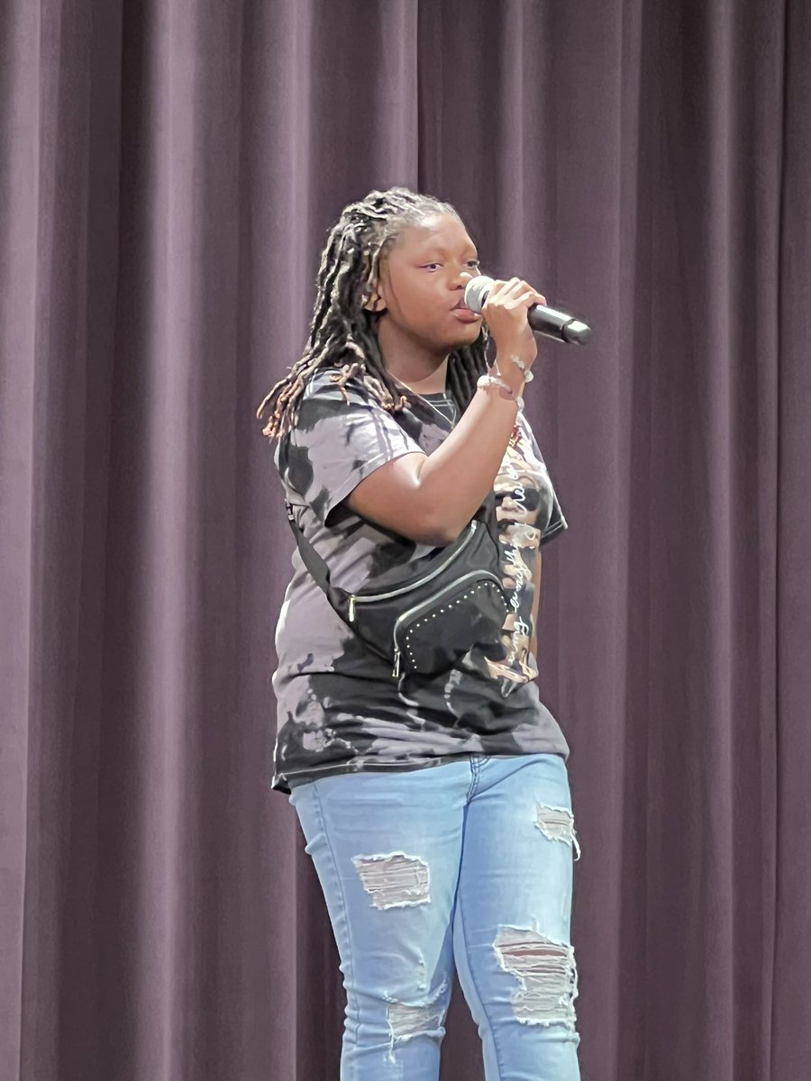 studentofedu's tweet photo. We had a fantastic talent showcase, hosted by Ms. Stanley our music teacher. It featured our wonderful students and our Advance Math teacher Mrs. Ireland. #jayrob @JMRHSPTSO @JMRHSNews https://t.co/FAPypBV5H6